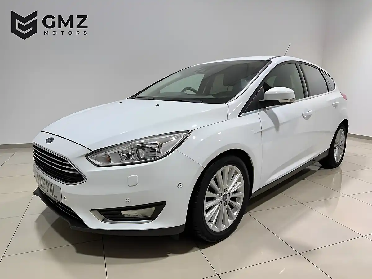Used 2015 Ford Focus Titanium X White - Interior and Exterior details 3