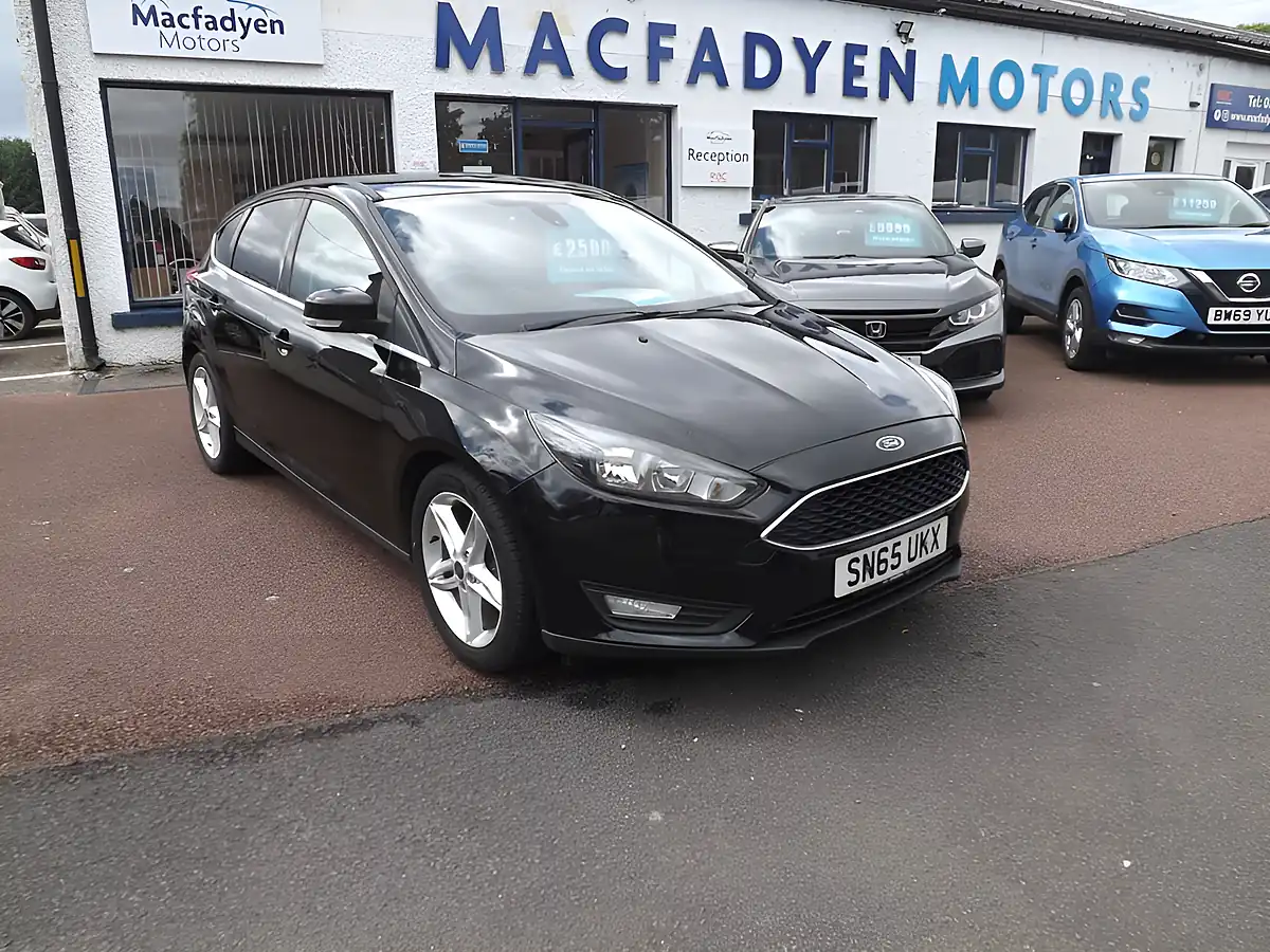 Used 2015 Ford Focus Zetec Black - Front View