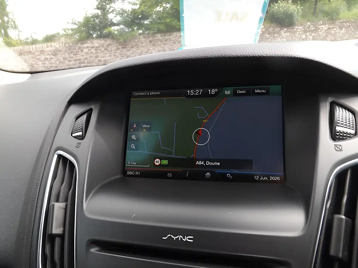 Used 2015 Ford Focus Zetec Black - Interior and Exterior details 10