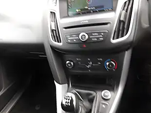 Used 2015 Ford Focus Zetec Black - Interior and Exterior details 11