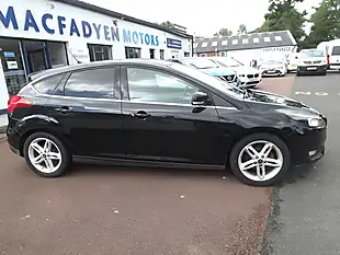 Used 2015 Ford Focus Zetec Black - Interior and Exterior details 7