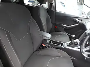 Used 2015 Ford Focus Zetec Black - Interior and Exterior details 8