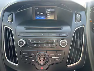Used 2015 Ford Focus Zetec Black - Interior and Exterior details 12