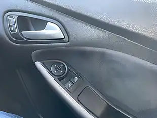 Used 2015 Ford Focus Zetec Black - Interior and Exterior details 18