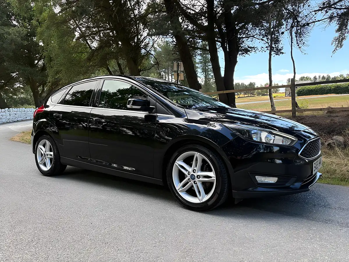 Used 2015 Ford Focus Zetec Black - Interior and Exterior details 2