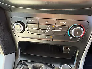 Used 2015 Ford Focus Zetec Black - Interior and Exterior details 14