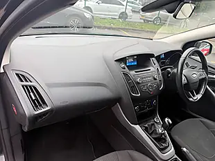 Used 2015 Ford Focus Zetec Black - Interior and Exterior details 11