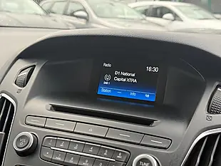 Used 2015 Ford Focus Zetec Black - Interior and Exterior details 18