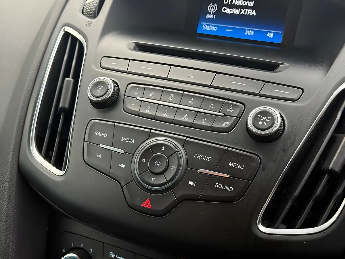 Used 2015 Ford Focus Zetec Black - Interior and Exterior details 20