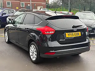 Used 2015 Ford Focus Zetec Black - Interior and Exterior details 5