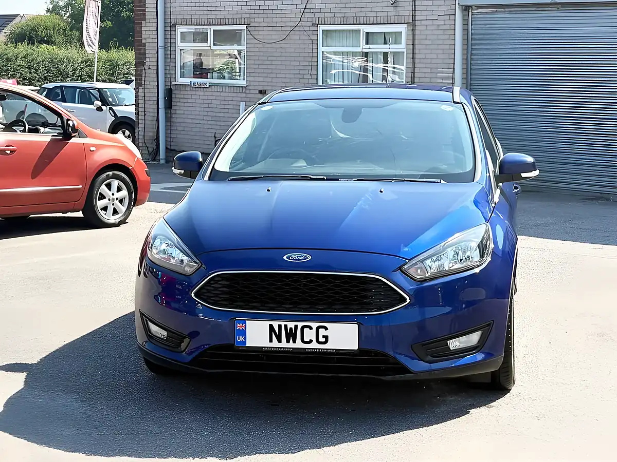 Used 2015 Ford Focus Zetec Blue - Interior and Exterior details 2