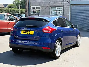 Used 2015 Ford Focus Zetec Blue - Interior and Exterior details 8