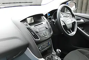 Used 2015 Ford Focus Zetec Blue - Interior and Exterior details 12