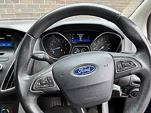 Used 2015 Ford Focus Zetec Blue - Interior and Exterior details 16