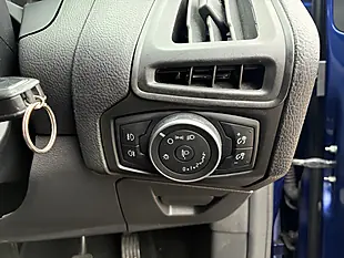 Used 2015 Ford Focus Zetec Blue - Interior and Exterior details 17