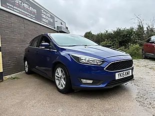 Used 2015 Ford Focus Zetec Blue - Interior and Exterior details 5