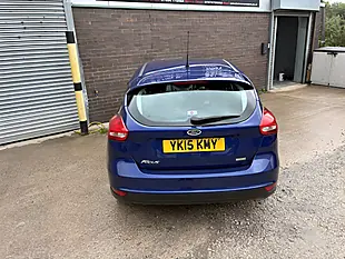 Used 2015 Ford Focus Zetec Blue - Interior and Exterior details 9