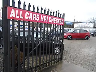 Used 2015 Ford Focus Zetec Blue - Interior and Exterior details 14