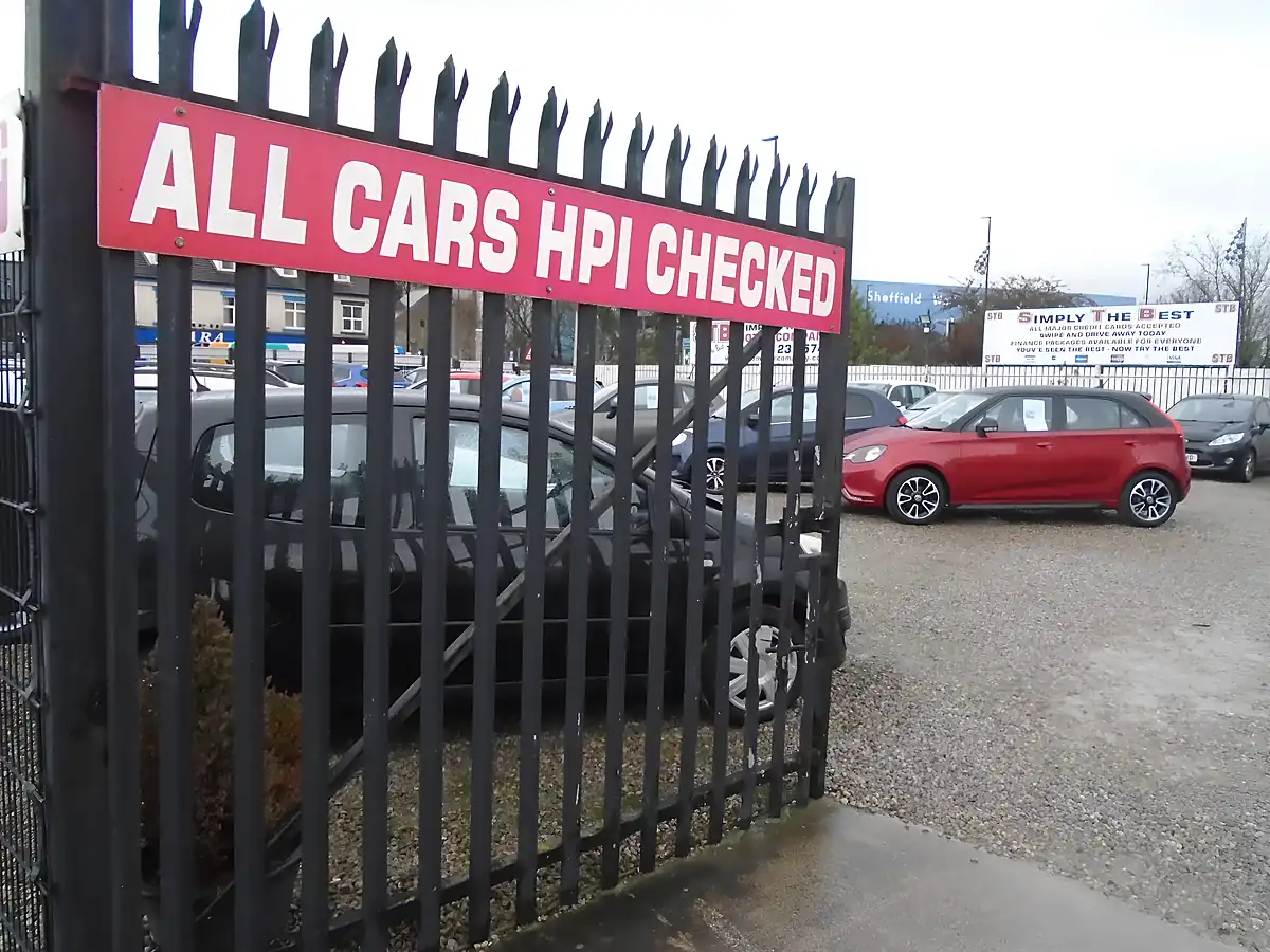 Used 2015 Ford Focus Zetec Blue - Interior and Exterior details 14