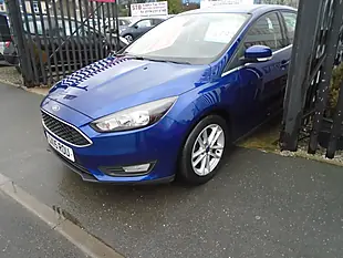 Used 2015 Ford Focus Zetec Blue - Interior and Exterior details 3