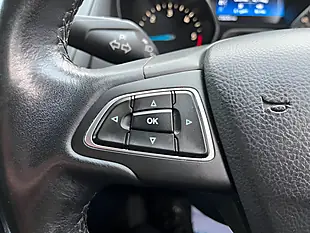 Used 2015 Ford Focus Zetec Deep Impact Blue - Interior and Exterior details 16