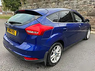Used 2015 Ford Focus Zetec Deep Impact Blue - Interior and Exterior details 6