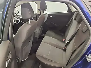 Used 2015 Ford Focus Zetec Edition Blue - Interior and Exterior details 10