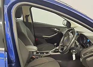 Used 2015 Ford Focus Zetec Edition Blue - Interior and Exterior details 2