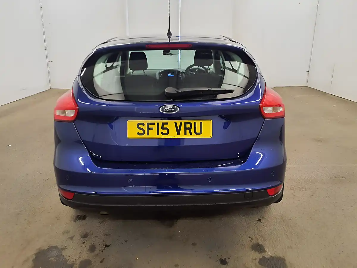 Used 2015 Ford Focus Zetec Edition Blue - Interior and Exterior details 6