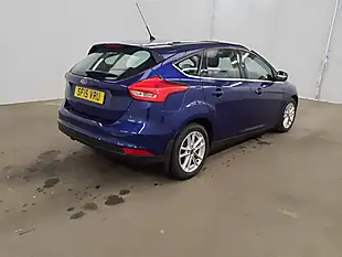 Used 2015 Ford Focus Zetec Edition Blue - Interior and Exterior details 8