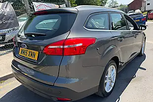 Used 2015 Ford Focus Zetec Grey - Interior and Exterior details 5