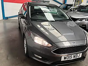 Used 2015 Ford Focus Zetec Grey - Interior and Exterior details 7