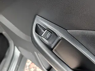Used 2015 Ford Focus Zetec Grey - Interior and Exterior details 13