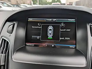 Used 2015 Ford Focus Zetec Grey - Interior and Exterior details 17