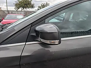 Used 2015 Ford Focus Zetec Grey - Interior and Exterior details 18