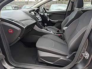 Used 2015 Ford Focus Zetec Grey - Interior and Exterior details 19