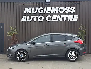 Used 2015 Ford Focus Zetec Grey - Interior and Exterior details 4