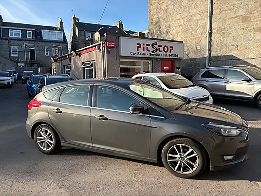 2015 Ford Focus Zetec 1.0T