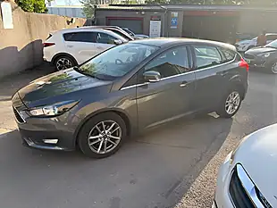Used 2015 Ford Focus Zetec Grey - Interior and Exterior details 5