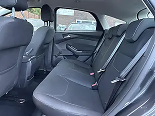 Used 2015 Ford Focus Zetec Grey - Interior and Exterior details 13