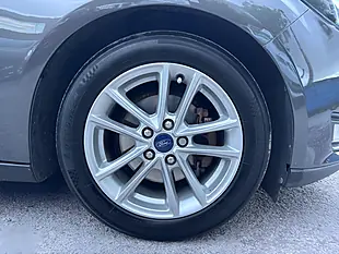 Used 2015 Ford Focus Zetec Grey - Interior and Exterior details 20