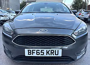 Used 2015 Ford Focus Zetec Grey - Interior and Exterior details 3