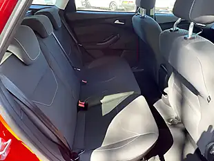 Used 2015 Ford Focus Zetec Red - Interior and Exterior details 13