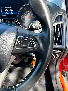 Used 2015 Ford Focus Zetec Red - Interior and Exterior details 17