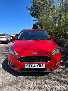Used 2015 Ford Focus Zetec Red - Interior and Exterior details 9
