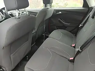 Used 2015 Ford Focus Zetec Red - Interior and Exterior details 14