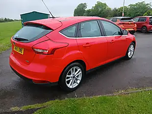 Used 2015 Ford Focus Zetec Red - Interior and Exterior details 7