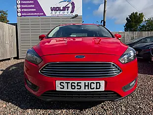Used 2015 Ford Focus Zetec Red - Interior and Exterior details 2
