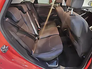 Used 2015 Ford Focus Zetec Red - Interior and Exterior details 10