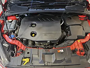 Used 2015 Ford Focus Zetec Red - Interior and Exterior details 20
